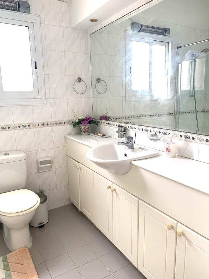 Limnaria Gardens Two Bedroom Apartment With Balcony パ フォス エクステリア 写真